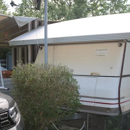 Hundecamping Fehmarn Wulfener Hals * Wulfen auf Fehmarn